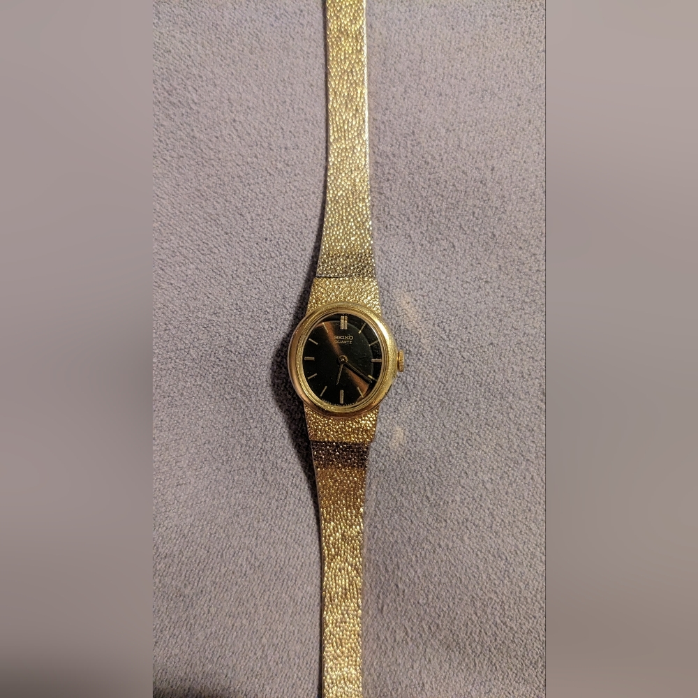Seiko 1400-4240T Women's Watch